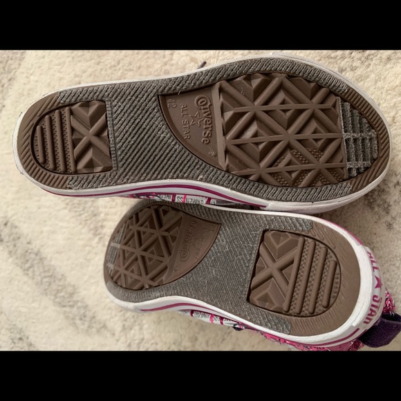 Converse Chuck Taylor All Star High Tops - Picture 6 of 7